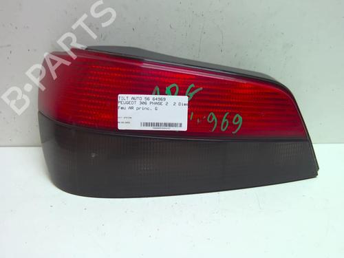 Used Left taillight PEUGEOT 306 Hatchback (7A, 7C, N3, N5) 2.0 HDI 90 (90 hp) 18223779