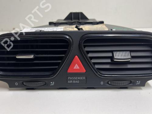 Used Air vent VW SCIROCCO III (137, 138) 2.0 TDI (140 hp) 19640323