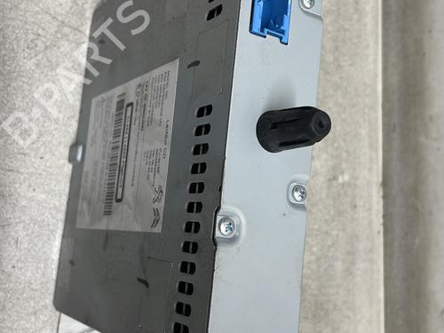 Used Radio Radio PEUGEOT 308 SW II (LC_, LJ_, LR_, LX_, L4_) 1.6 BlueHDi 120 (120 hp) 31637395 31637395