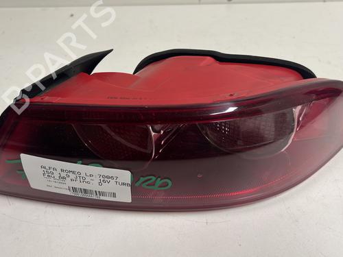 Used Right taillight Right taillight ALFA ROMEO 159 (939_) 1.9 JTDM 16V (939AXC1B, 939AXC12) (150 hp) 20310880 20310880