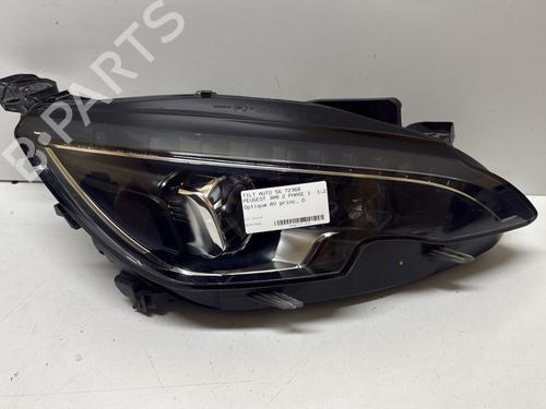 Used Right headlight PEUGEOT 308 II (LB_, LP_, LW_, LH_, L3_) 1.2 THP 110 (110 hp) 31266912