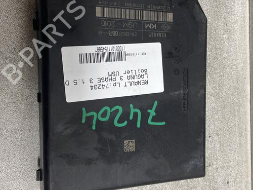 Used Fuse box Fuse box RENAULT LAGUNA III (BT0/1) 1.5 dCi (BT00, BT0A, BT0T, BT1J) (110 hp) 30750915 30750915