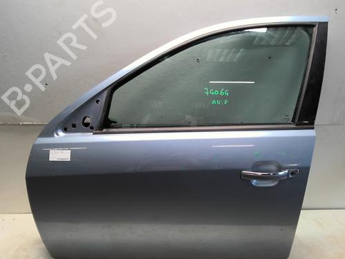 Used Left front door FORD MONDEO III Turnier (BWY) 2.0 16V TDDi / TDCi (115 hp) 30678942