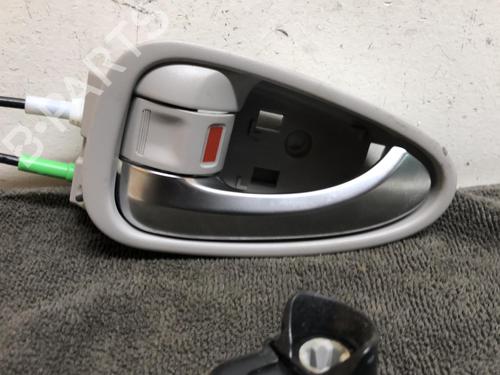Front left lock TOYOTA AVENSIS Estate (_T27_) 2.0 D-4D (WWT271_) | BP18217022C98 