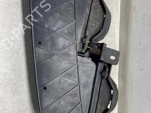 Used Right headlight Right headlight CHEVROLET BERETTA Coupe (1_37) 3.1 (150 hp) 30750949 30750949