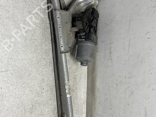 front-wipers-mechanism-dacia-duster-hs_-2010-2011-2012-2013-2014-2015-2016-2017-2018-32853748 main image