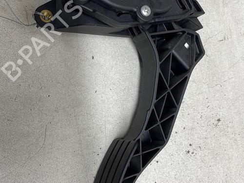 pedal-renault-twingo-iii-bcm_-bca_-2014-25716157 main image