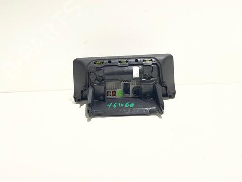 Used Display monitor Display monitor PEUGEOT PARTNER Box Body/MPV (K9) 1.5 BlueHDI 130 (131 hp) 40253643 40253643