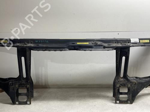 Used Crossmember LAND ROVER RANGE ROVER III (L322) 3.0 D 4x4 (177 hp) 30389022