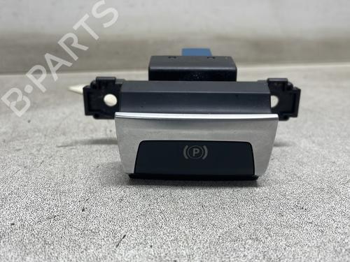 Used Switch PEUGEOT 308 II (LB_, LP_, LW_, LH_, L3_) 1.5 BlueHDi 130 (131 hp) 30612161