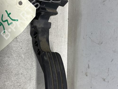 Used Pedal RENAULT MEGANE III Grandtour (KZ0/1) 1.5 dCi (KZ09, KZ0D, KZ1G, KZ29, KZ14, KZ1W, KZ10, KZ1F,... (110 hp) 29071797