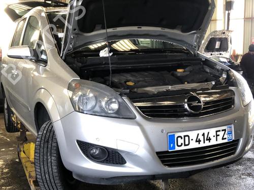Left headlight OPEL ZAFIRA / ZAFIRA FAMILY B (A05) 1.9 CDTI (M75) | BP18226947C28 