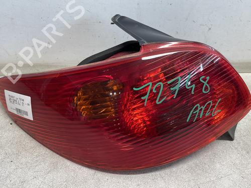 Venstre baglygte PEUGEOT 206 Hatchback (2A/C) 1.4 i (75 hp) 27486451