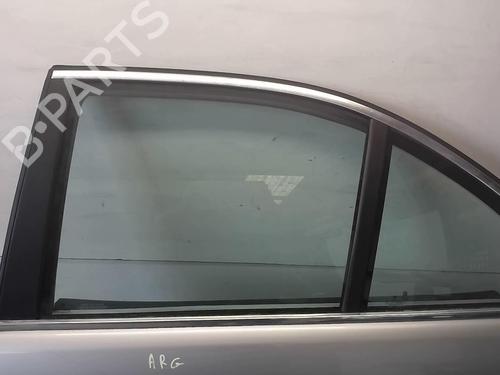 Used Left rear door Left rear door 18218604 18218604