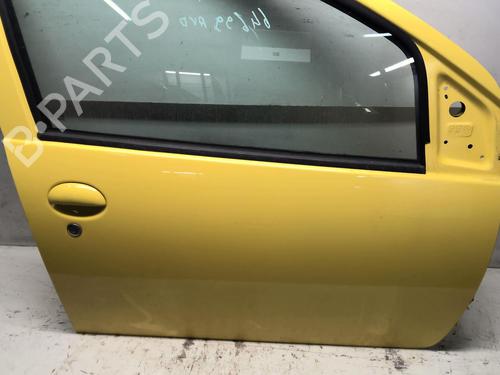 Right front door PEUGEOT 107 (PM_, PN_) 1.4 HDi | BP18208305C3