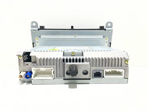 Autoradio Autoradio RENAULT CLIO IV Grandtour (KH_) 0.9 TCe 90 (90 hp) 39729662 39729662