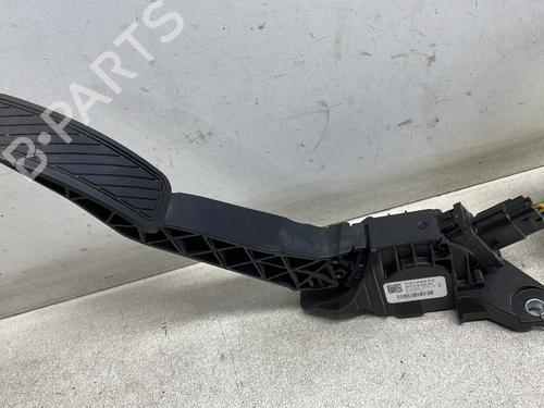 Used Pedal FORD FIESTA VII Van 1.0 EcoBoost Flex (95 hp) 28543678