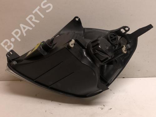 Right headlight FORD FIESTA V (JH_, JD_) 1.4 TDCi | BP18219790C29 