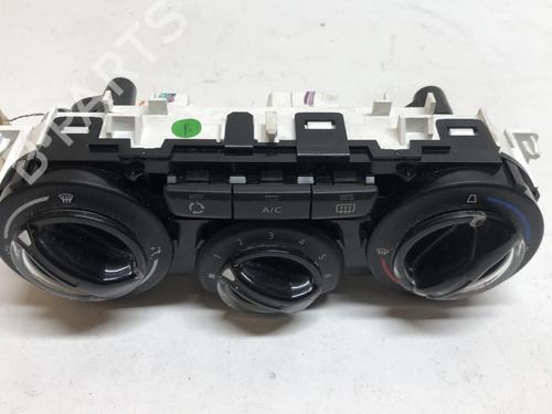 Climate control PEUGEOT 208 I (CA_, CC_) 1.6 HDi | BP18227030I5