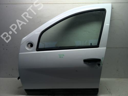Used Left front door DACIA SANDERO 1.4 MPI LPG (72 hp) 23762514