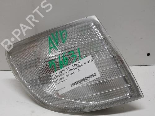Used Right front indicator MERCEDES-BENZ VITO Van (W638) 108 CDI 2.2 (638.094) (82 hp) 18219136