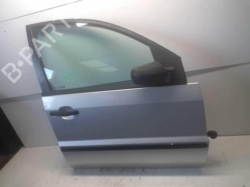 Used Right front door Right front door 18214381 18214381