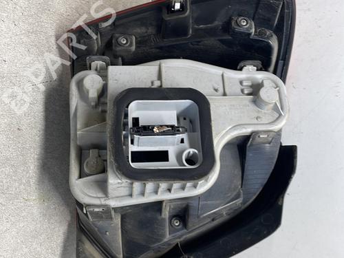 Used Right taillight Right taillight 32987638 32987638