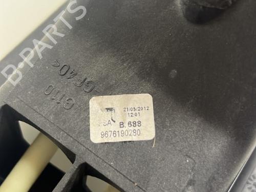 Gear lever PEUGEOT 208 I (CA_, CC_) 1.6 VTi | BP18407044M90 