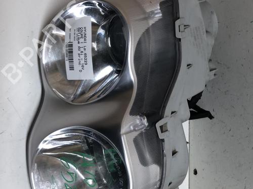 Right headlight HYUNDAI COUPE II (GK) 1.6 16V | BP18220213C29 