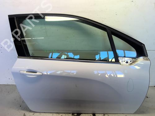 Right front door PEUGEOT 208 I (CA_, CC_) 1.2 THP 110 | BP29205021C3 