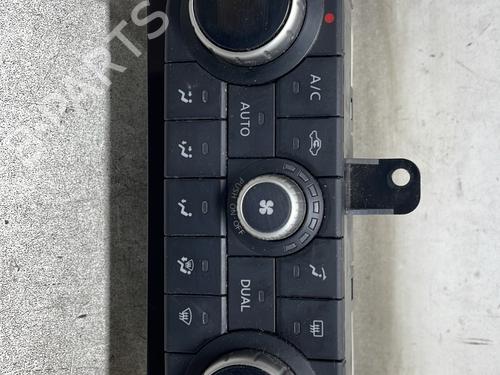 Used Climate control Climate control NISSAN QASHQAI I (J10, NJ10) [2006-2015] 33738133 33738133