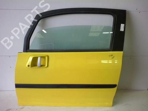 Used Left front door PEUGEOT 1007 (KM_) 1.4 (75 hp) 18225625