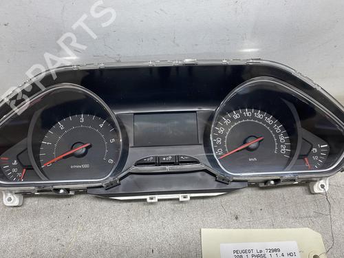 Used Instrument cluster PEUGEOT 208 I (CA_, CC_) 1.4 HDi (68 hp) 27322398