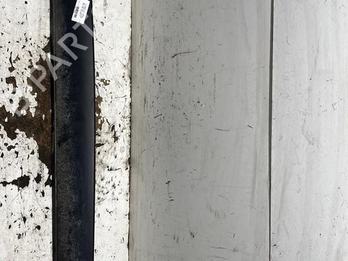 Used Right sideskirt CITROËN C4 CACTUS 1.2 VTi 82 (82 hp) 29974353