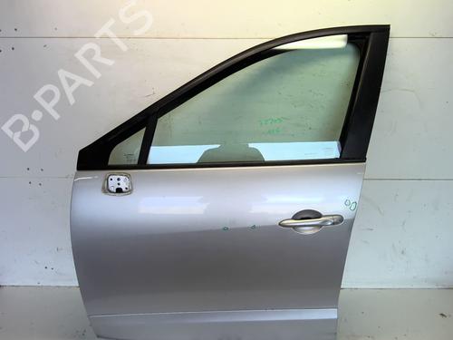 Used Left front door RENAULT SCÉNIC III (JZ0/1_) 1.5 dCi (110 hp) 24227086