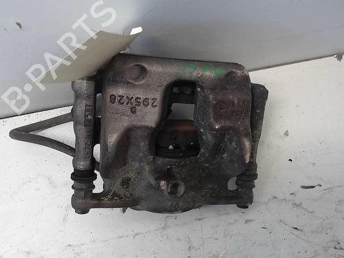 Højre bremsekaliber foran MERCEDES-BENZ A-CLASS (W176) A 200 CDI (176.001) (136 hp) 18218749