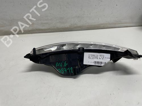 Used Left daytime light Left daytime light 36902159 36902159