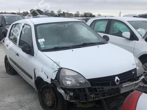 Left front fog light RENAULT CLIO II (BB_, CB_) 1.5 dCi (B/CB3M) | BP18219657C30 