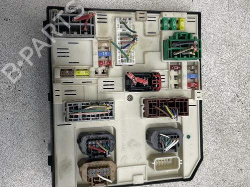 Fuse box RENAULT ZOE (BFM_) ZOE | BP33632083E1 - Image 2