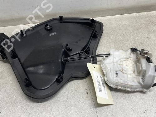 front-right-lock-mazda-cx-30-dm-2019-29974381 main image