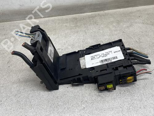 Used Electronic module Electronic module PEUGEOT 308 SW I (4E_, 4H_) 1.6 HDi (112 hp) 31068727 31068727
