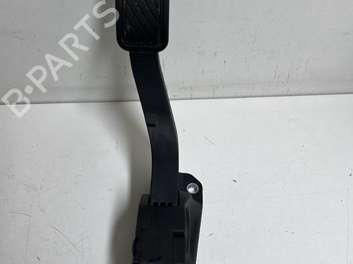 Used Pedal FORD FIESTA VI (CB1, CCN) 1.4 TDCi (70 hp) 21488983