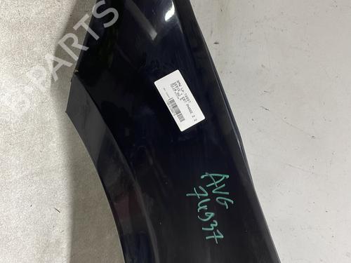 left-front-fenders-bmw-1-e87-2003-2004-2005-2006-2007-2008-2009-2010-2011-2012-2013-33631949 main image