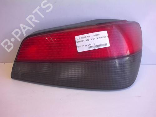 Højre baglygte PEUGEOT 306 Hatchback (7A, 7C, N3, N5) 1.9 D | BP18215644C35 