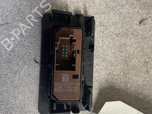 switch-citroen-ds3-sa_-2009-2010-2011-2012-2013-2014-2015-2016-34242136 main image