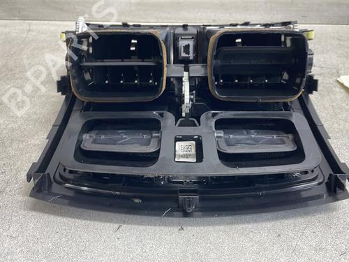 Air vent TOYOTA AURIS (_E15_) 1.8 Hybrid (ZWE150_, ZWE150R) | BP29718442I21 