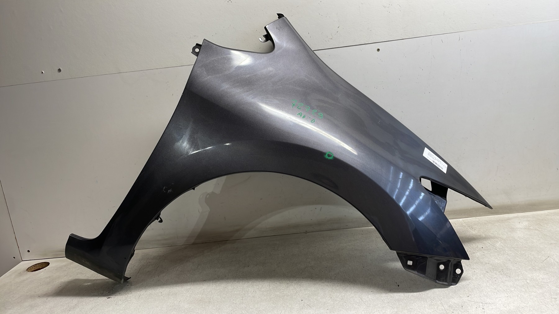 Right front fenders TOYOTA AURIS (_E15_) 1.4 D-4D (NDE150_, NDE150R ...