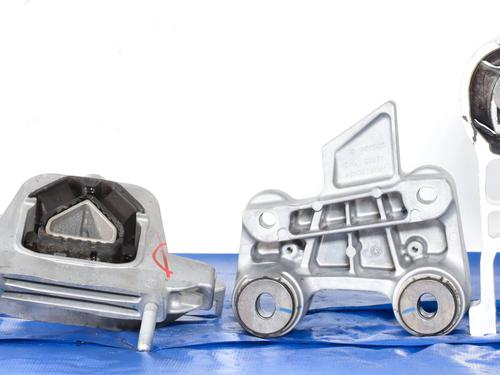 engine-mount-jeep-avenger-j2-2022-30178897 main image