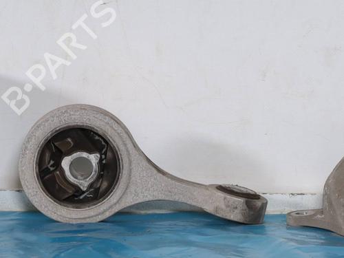 Used Engine mount FIAT PUNTO (188_) 1.2 16V 80 (188.233, .235, .253, .255, .333, .353, .639,... (80 hp) 29826652