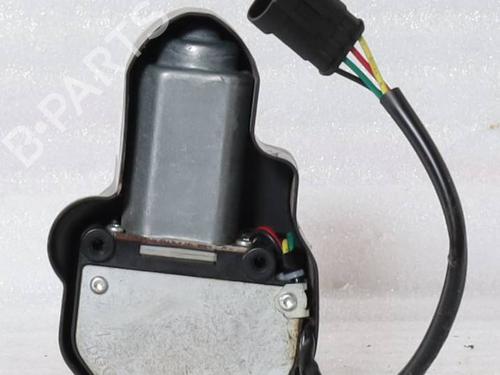 Tringlerie essuie-glace avant Tringlerie essuie-glace avant CITROËN AMI (9A_) Electric (9AZ2CA) (8 hp) 36568481 36568481